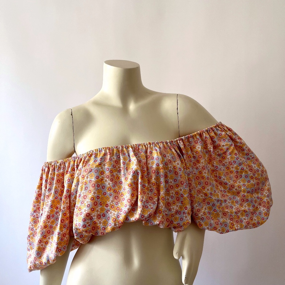 “NEW" Sz M ZARA‎ Ditsy Flower Bubble Sleeve Cropped Blouse Sz M